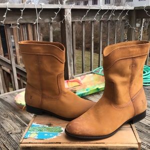 FRYE “CARA” short riding boot NWOT/BOX